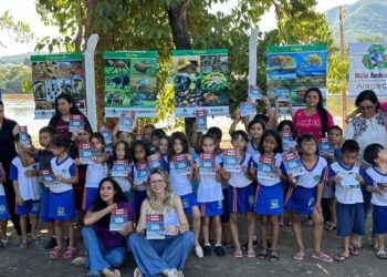 Gestão Ricardo Galvão realiza palestras sobre meio ambiente.