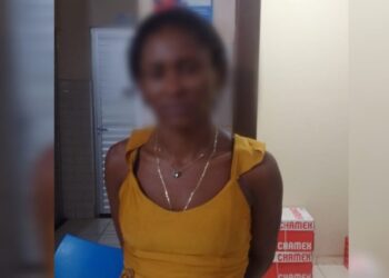 Mulher é presa suspeita de comercialização de drogas em Itaituba