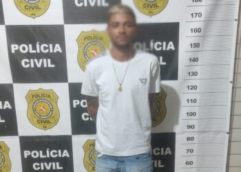 Homem com mandado de prisão é preso pela PM