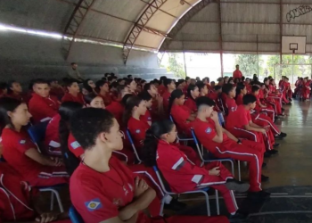 Polícia civil faz palestra sobre abuso e exploração sexual de criança e adolescentes na escola Dom pedro ||