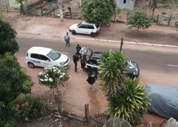 Polícia Civil prende foragida que chefiava tráfico em Ponte Branca e desarticula comércio de drogas na cidade.