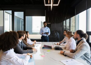 Entenda como uma consultoria empresarial pode alavancar o seu negócio