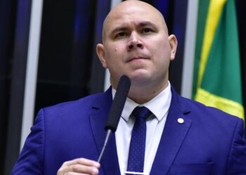 TRE mantm multa a deputado por fake news em redes sociais