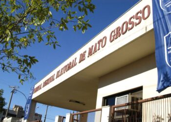 TRE d prazo de 10 dias para ex-deputado se manifestar sobre penhora