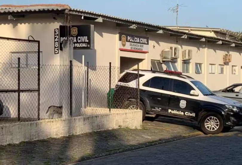Mulher estuprada por homem com filho de 3 anos no