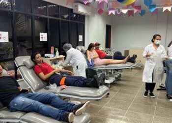 Assistente social comemora aniversário com pedido de doação no Regional de Marabá