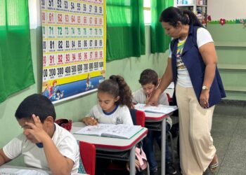 Três escolas de Barra do Garças recebem Prêmio Educa-MT; Marcucci está no top 10 de desempenho do estado.