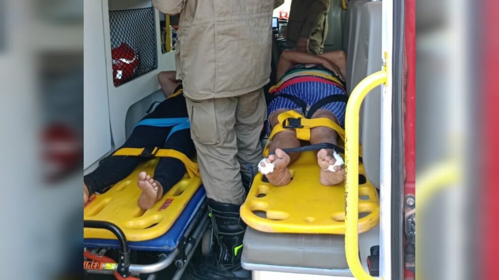 Acidente na Rodovia Transamazônica deixa vítimas presas em veículo submerso