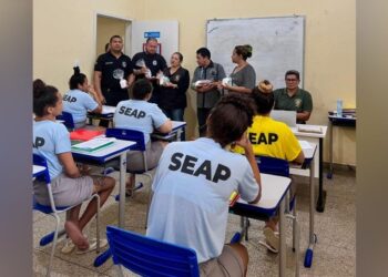 Ação ‘Todos por eles’ entrega kits de higiene para internos da penitenciária de Santarém
