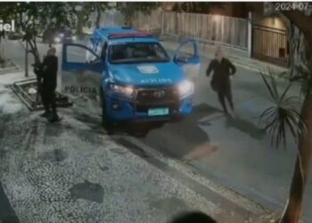 Brasil pede desculpas a embaixadores aps abordagem da PM