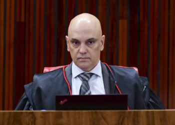 Com depressão, professora condenada pelo 8 de janeiro vai à prisão domiciliar | RDNEWS