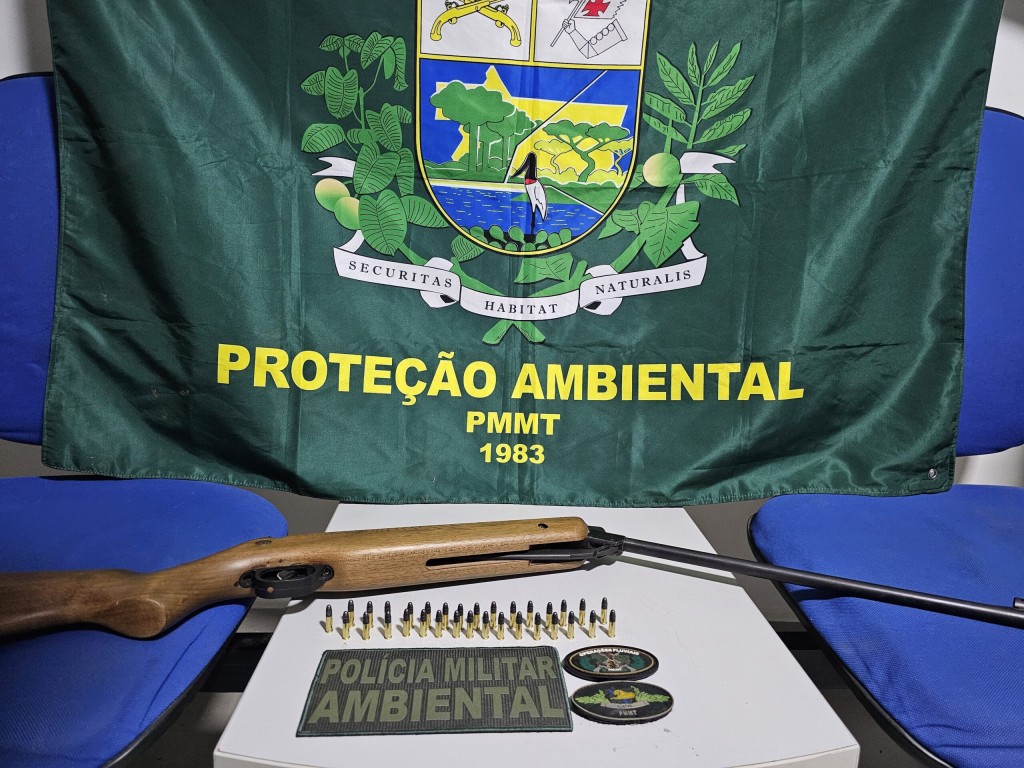 Batalhão Ambiental prende homem por porte ilegal de arma em