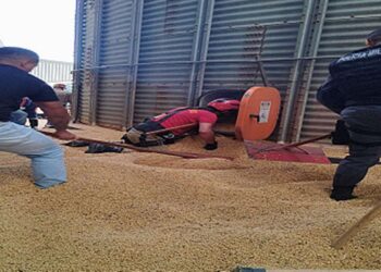 Trabalhador morre soterrado ao escorregar e cair em silo em MT