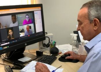 Procon Municipal realiza audiência de conciliação para consumidor com deficiência auditiva
