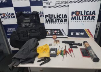 PM detém faccionados suspeitos por homicídio em bar, apreende arma e munições