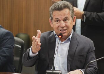 Governo vai ajudar; mas não agirei por impulso, diz Mendes