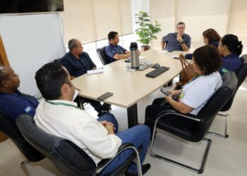 Secretário de Saúde recebe Conselheiros Tutelares para discutir demandas relacionadas ao atendimento de crianças e adolescentes
