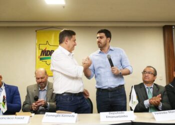 Candidato do MDB quer aproximar de Mauro