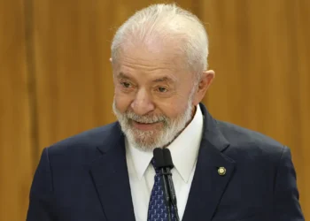 Lula diz que atentado a Trump “empobrece a democracia”