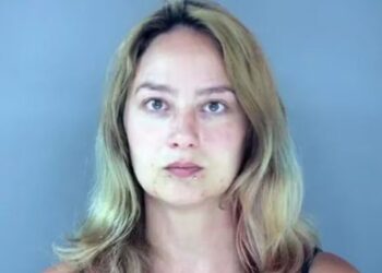 Mulher presa aps atropelar o namorado
