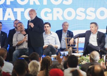 Lula inaugura obras no aeroporto em VG fala sobre sua gestão