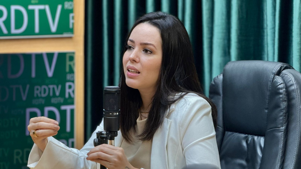 Mï¿½dica veterinï¿½ria especialista em alergias Larissa Branco