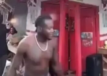 Cantor de reggae e estrela do TikTok assassinado durante live