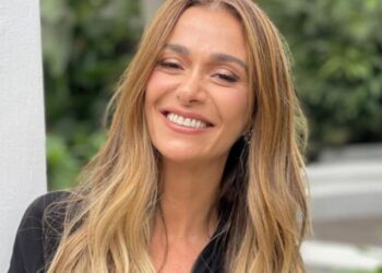 Atriz sofreu trs abortos que a fizeram criar roteiro de pea