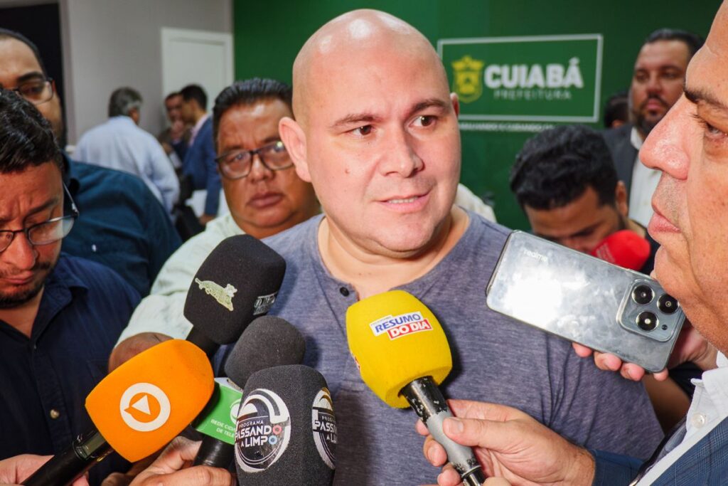 Abilio sanciona lei, que passa a valer após fim da