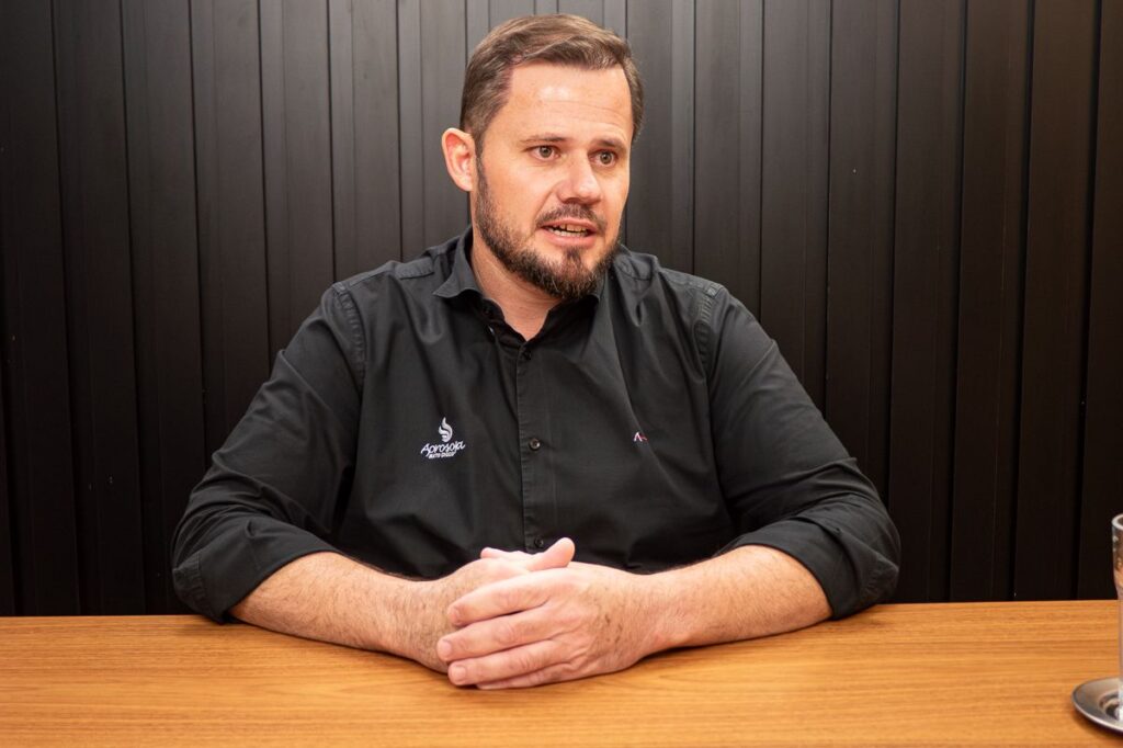 "Se Lula quer ser próximo do agro, precisa tirar Marina;