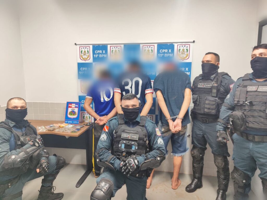 Adolescente é apreendido com drogas e balança de precisão no