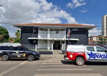 Idoso é conduzido à delegacia suspeito de agredir homem com facão em comunidade de Santarém