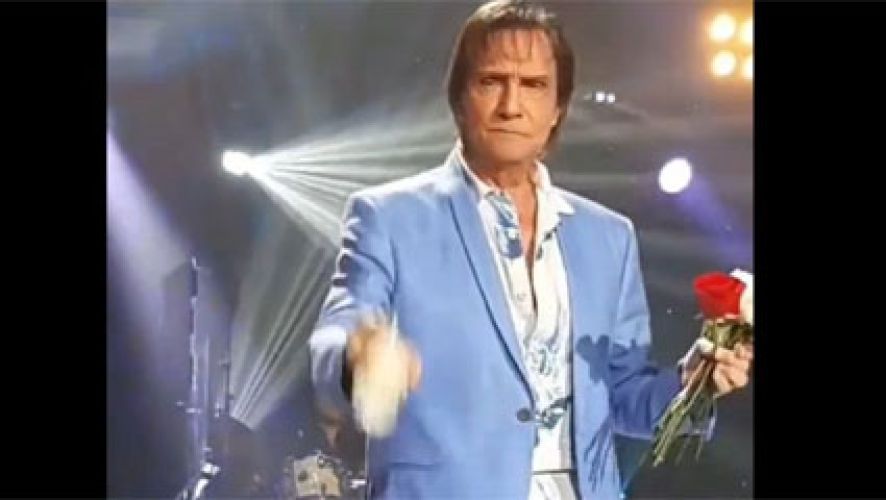 Roberto Carlos cancela show no México por segurança