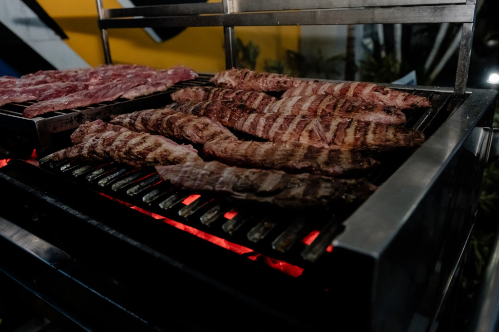 MT Steak 