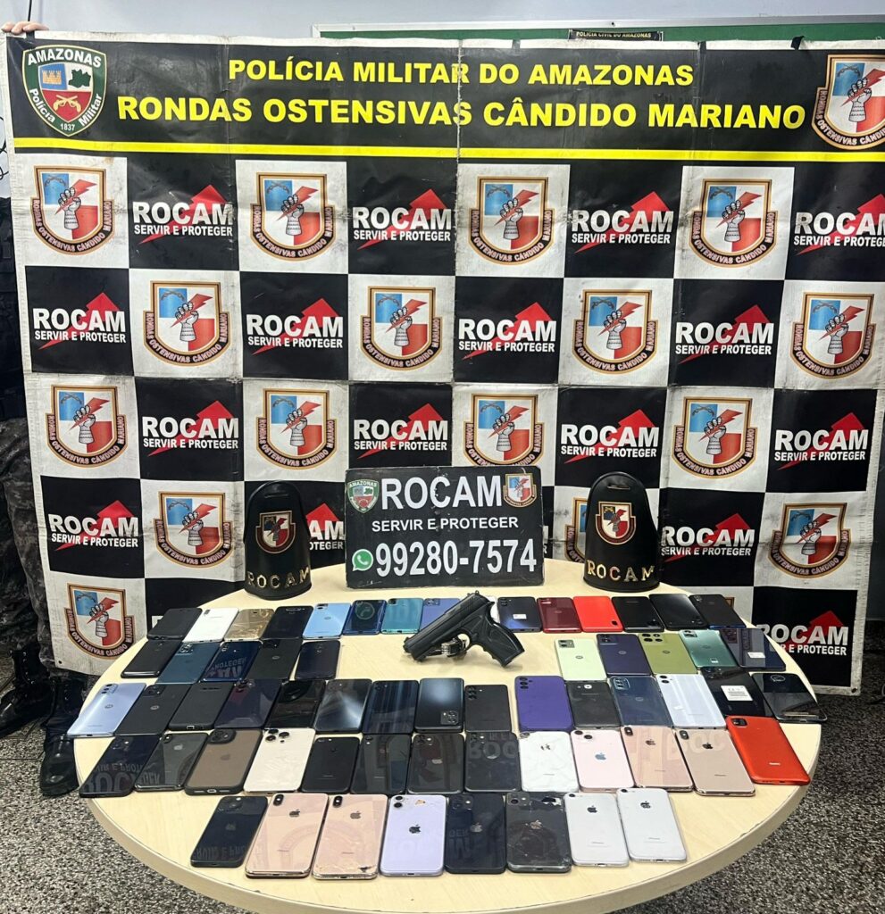 Trio é preso com 62 celulares após série de assaltos