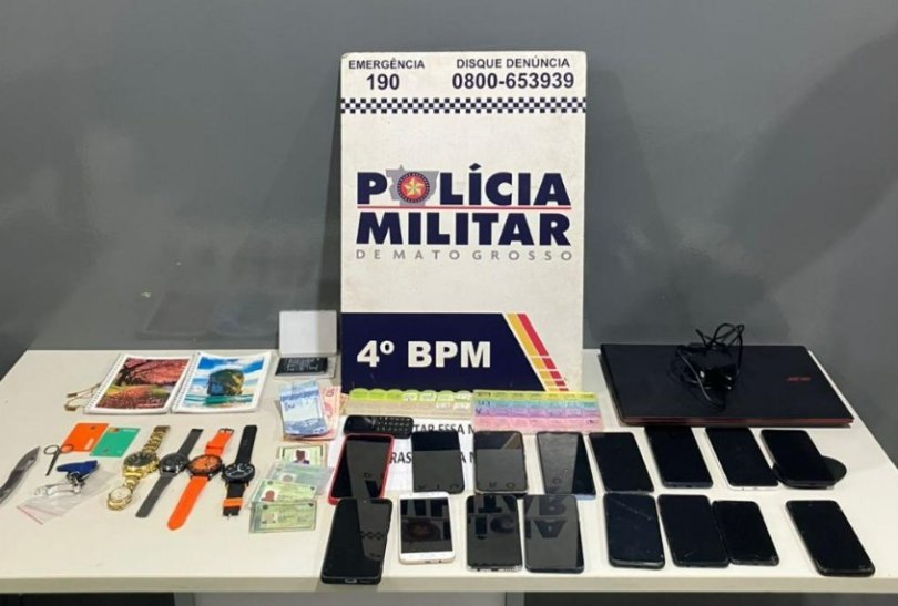 PM fecha QG dos golpes; prende 4 e flagra 500