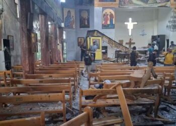 Homem-bomba ataca igreja sria em Damasco durante missa