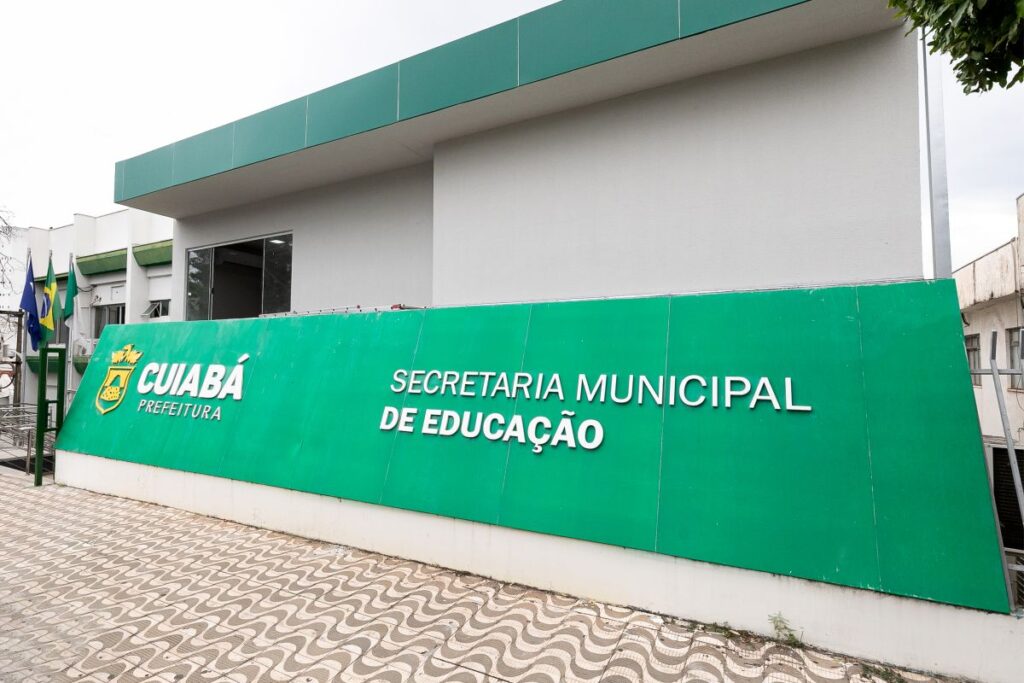 Prefeitura convoca 43 candidatos aprovados para diversos cargos da Educação