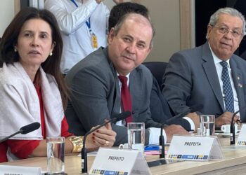 Dr. Eugênio reúne-se em Brasília com ministro Renan Filho e destaca avanços para obras da BR-080, BR-158 e ferrovia do Araguaia.