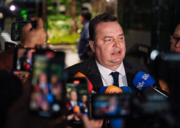 Atraso em obras provoca desgaste na imagem do governador, avalia Max | RDNEWS