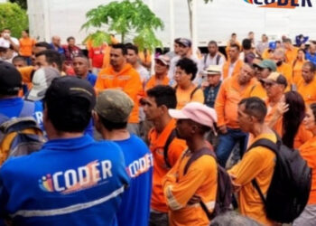 Funcionários da Coder organizam protesto; Câmara acompanha o caso | RDNEWS