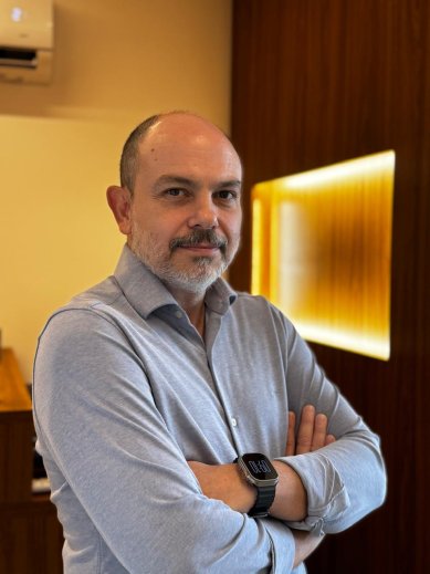 O deus do amanh | FOLHAMAX