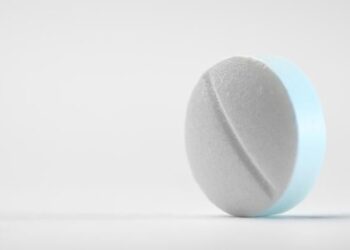 Dipirona é suspensa temporariamente em UBSs de Manaus por falha em lote, diz prefeitura