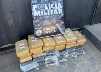 Aps perseguio, PM prende motorista de App com Gol cheio de maconha | FOLHAMAX