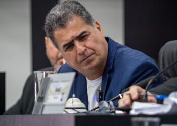 Maysa quer que Emanuel seja indiciado; relator vê improbidade