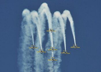 Esquadrilha da Fumaça e GavBM se apresentam em Barra do Garças neste sábado.