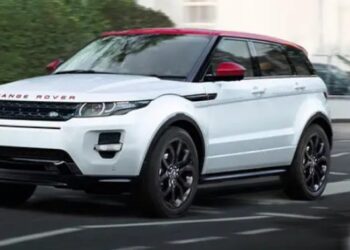 Playboy bbado capota carro luxuoso e tenta fugir de abordagem em Cuiab | FOLHAMAX