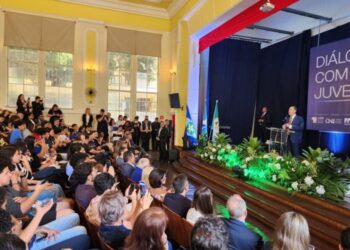 Ministro do STF elogia educao pblica em MT | FOLHAMAX