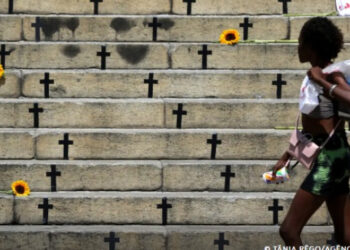 Casos de feminicídio por arma de fogo aumentam em 2025 no país | RDNEWS