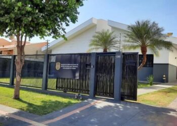 Mulher deixa irm menor transar com adulto e acusada de estupro | FOLHAMAX